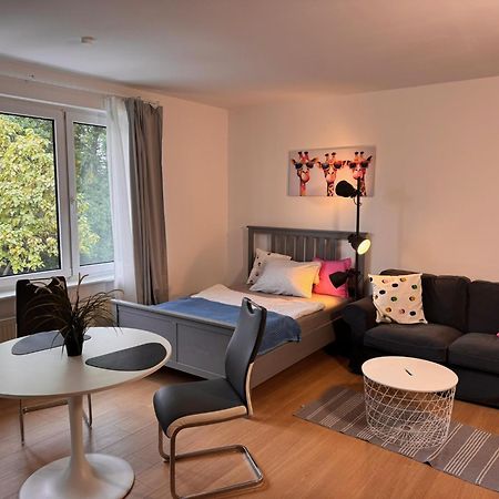 Fc-Apartmenthaus Falkensee Mit Grossem Garten Und Pkw Stellflaechen Exteriör bild