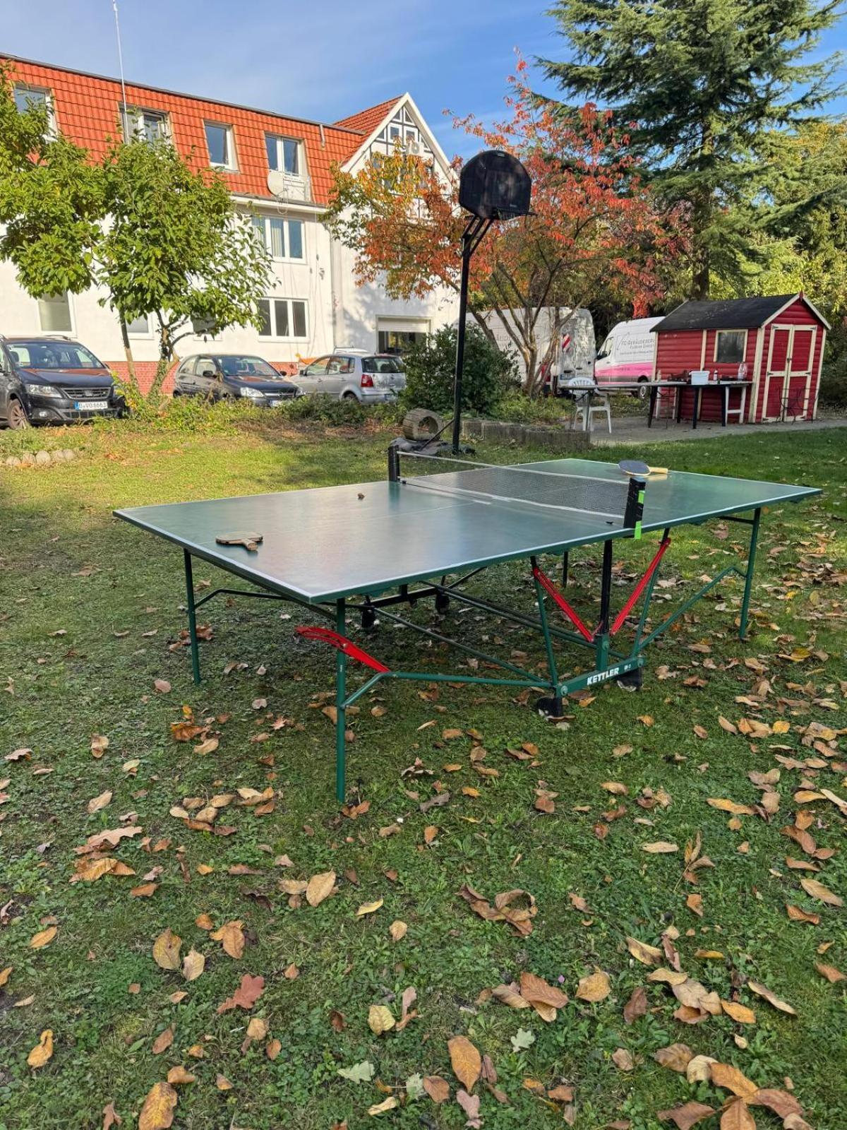Fc-Apartmenthaus Falkensee Mit Grossem Garten Und Pkw Stellflaechen Exteriör bild